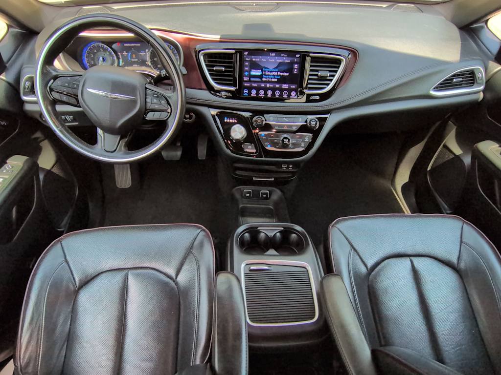 Thumbnail: 2020 Chrysler Pacifica - 10
