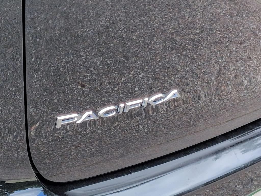 Thumbnail: 2026 Chrysler Pacifica - 21