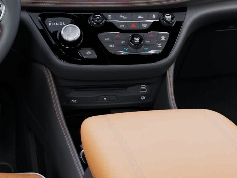 Thumbnail: 2026 Chrysler Pacifica - 11