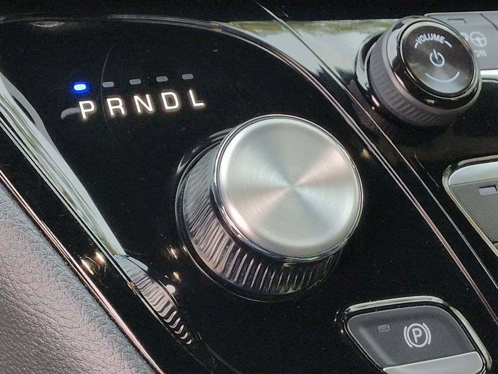 Thumbnail: 2024 Chrysler Pacifica - 33