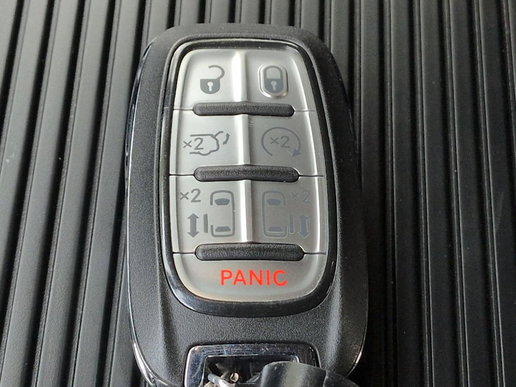 Thumbnail: 2024 Chrysler Pacifica - 36