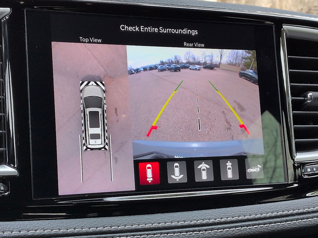 Thumbnail: 2024 Chrysler Pacifica - 31