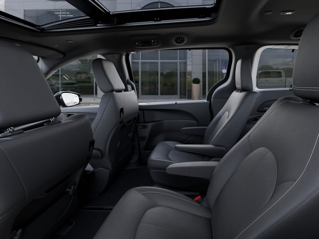 Thumbnail: 2027 Chrysler Pacifica - 23