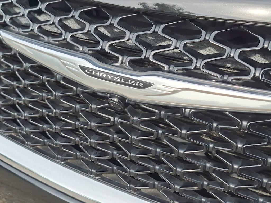 Thumbnail: 2024 Chrysler Pacifica - 7