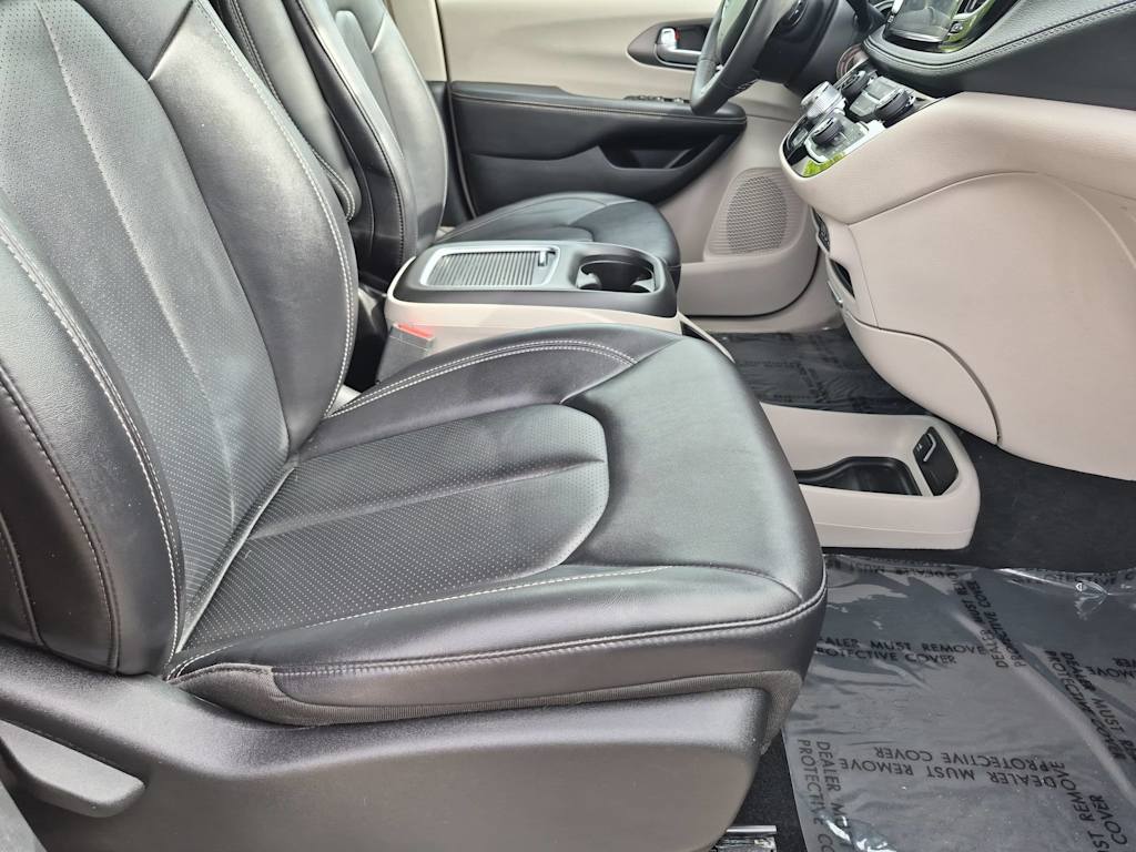 Thumbnail: 2024 Chrysler Pacifica - 26