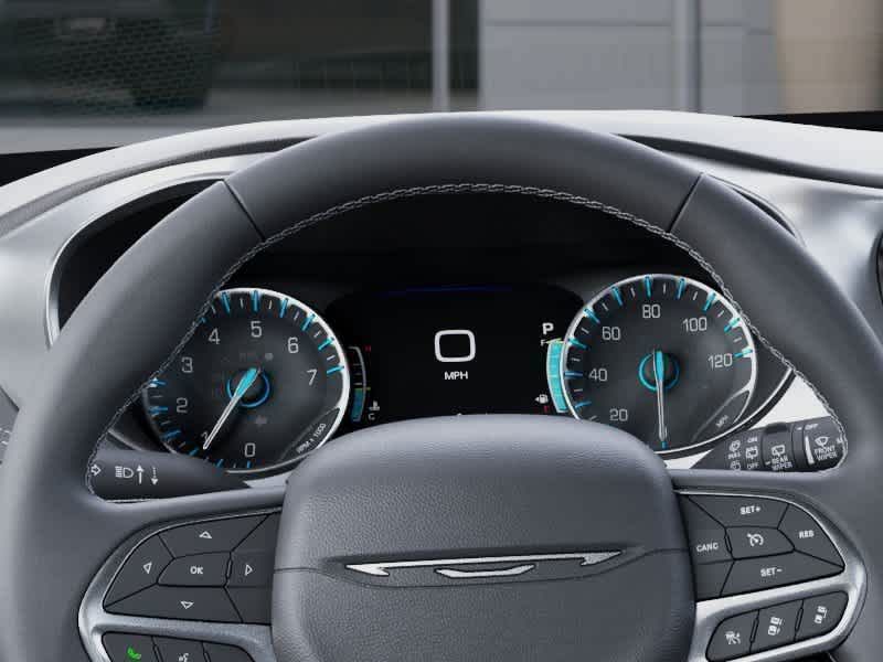 Thumbnail: 2027 Chrysler Pacifica - 20