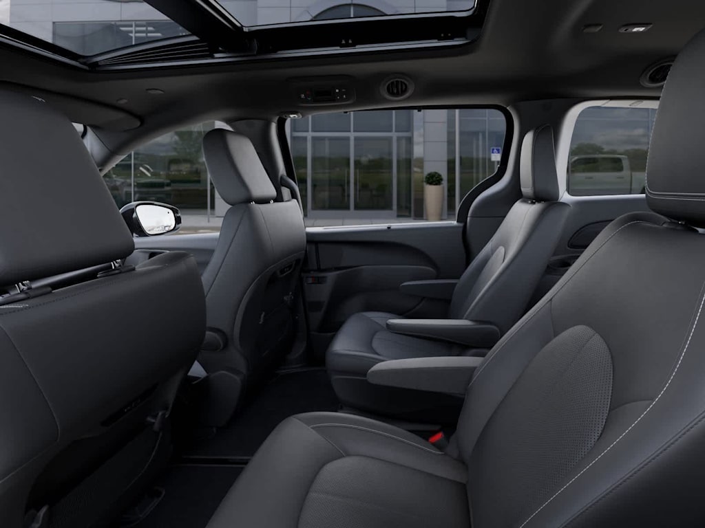 Thumbnail: 2026 Chrysler Pacifica - 11