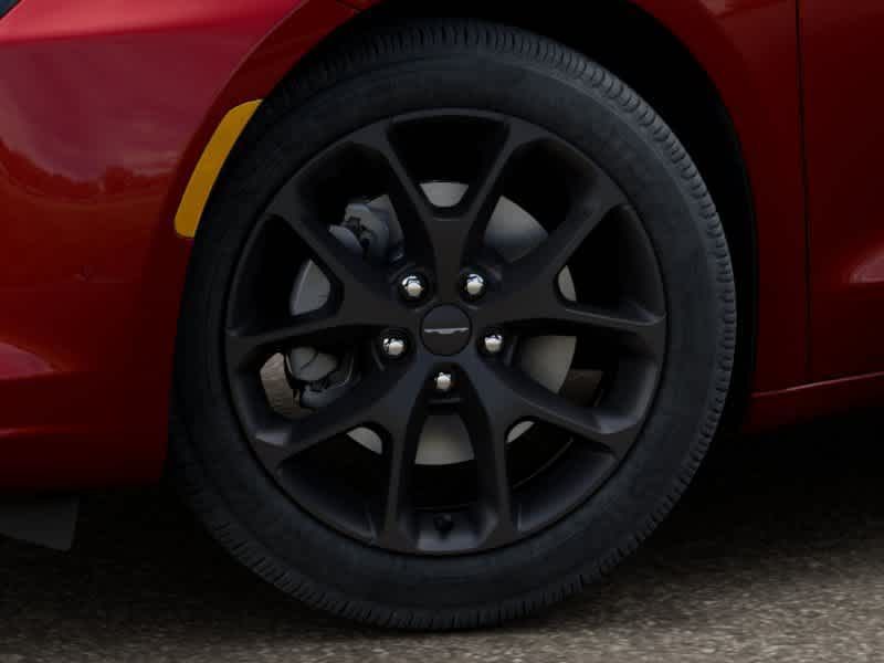 Thumbnail: 2027 Chrysler Pacifica - 7