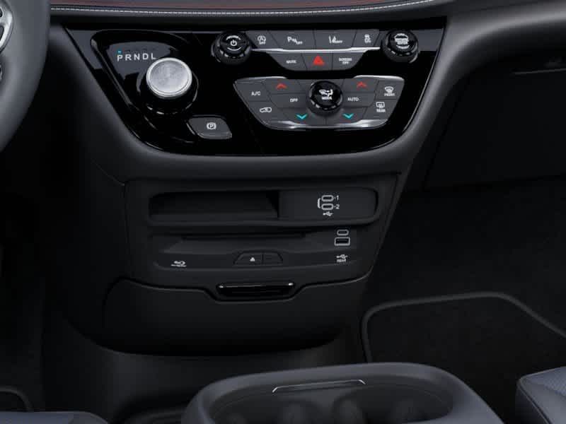 Thumbnail: 2027 Chrysler Pacifica - 12