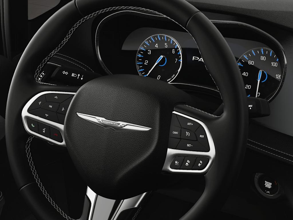 Thumbnail: 2025 Chrysler Pacifica - 26