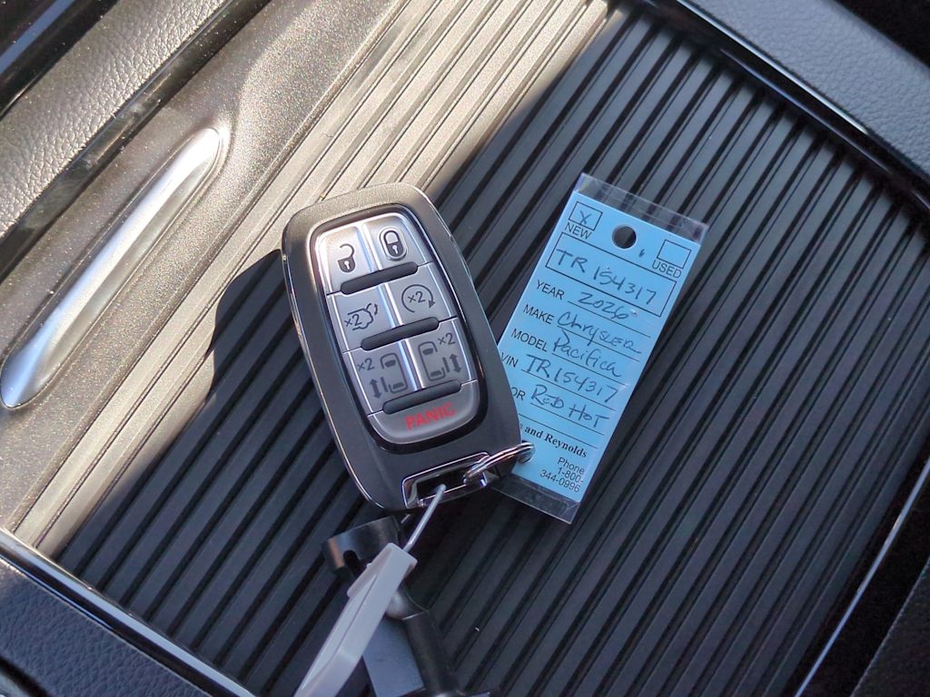 Thumbnail: 2026 Chrysler Pacifica - 37