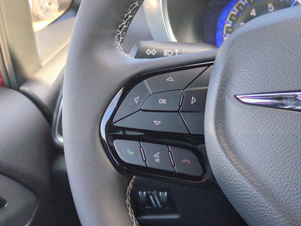 Thumbnail: 2026 Chrysler Pacifica - 31