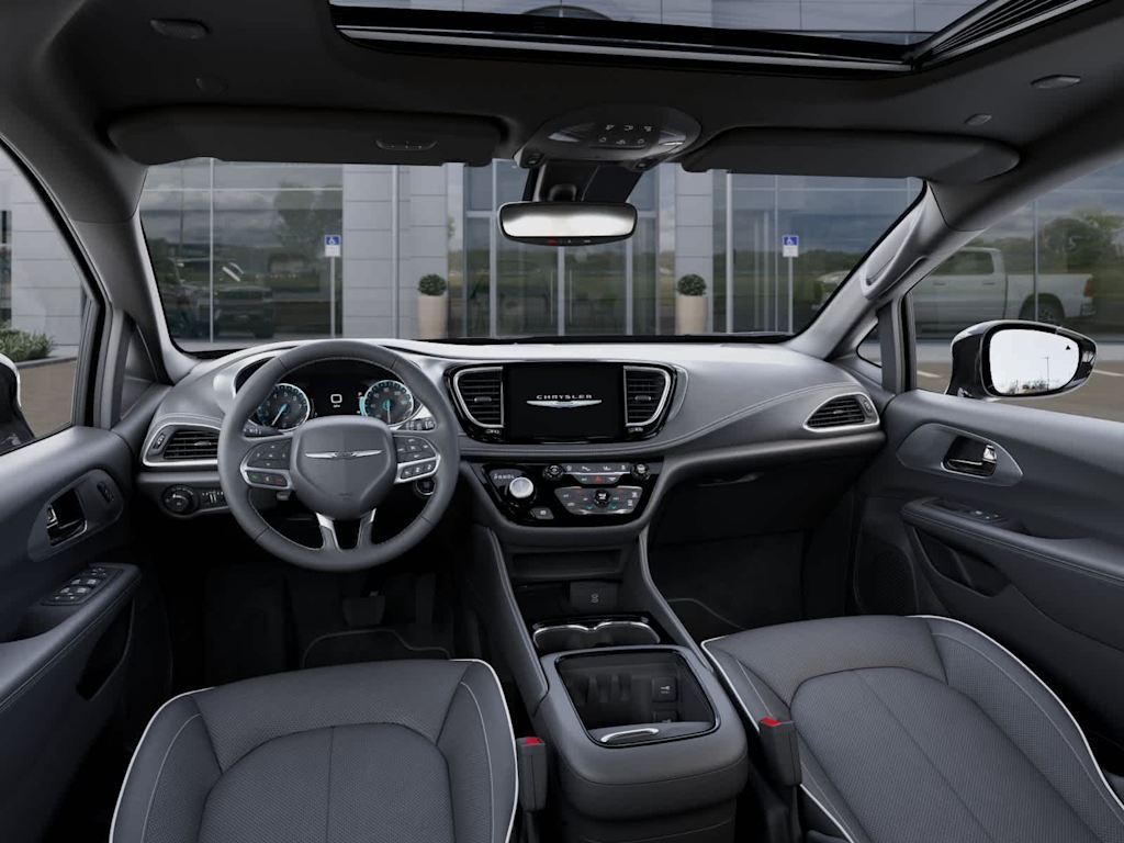 Thumbnail: 2026 Chrysler Pacifica - 2