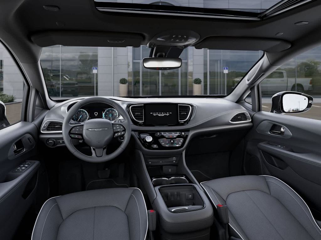 Thumbnail: 2027 Chrysler Pacifica - 2