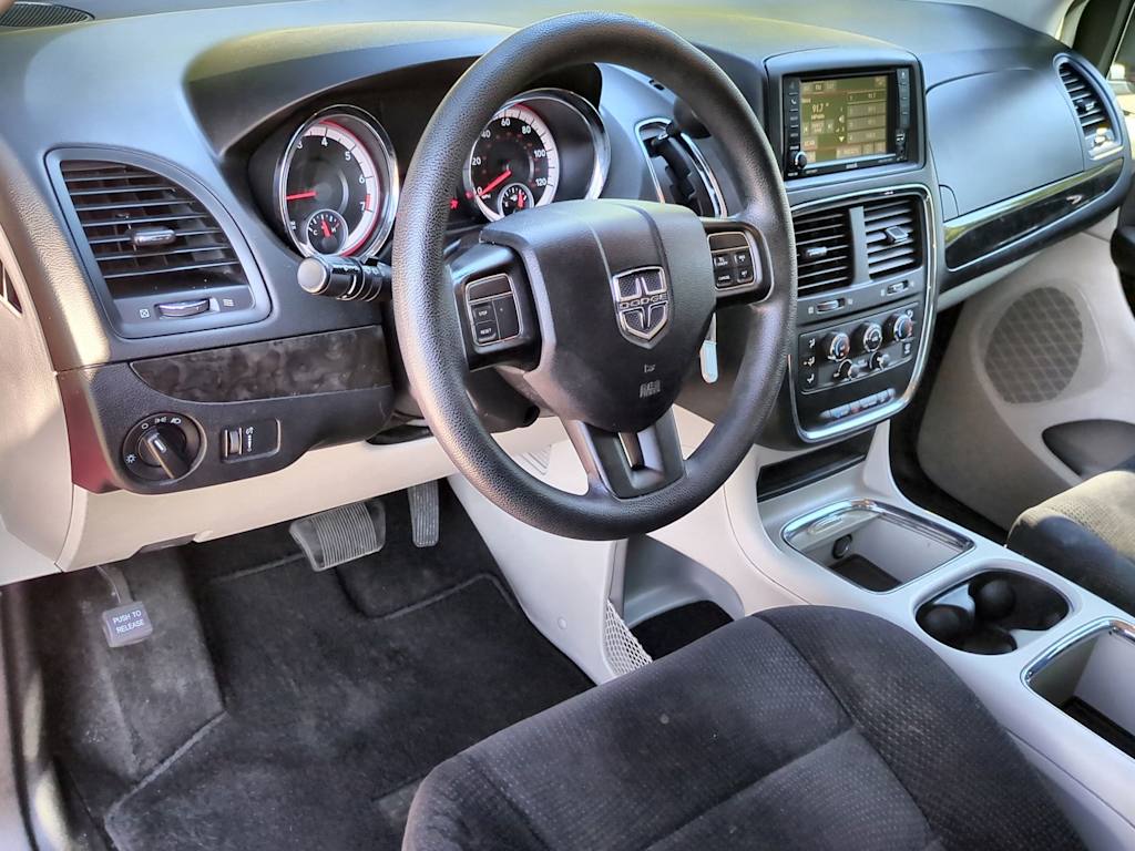 Thumbnail: 2014 Dodge Grand Caravan - 2
