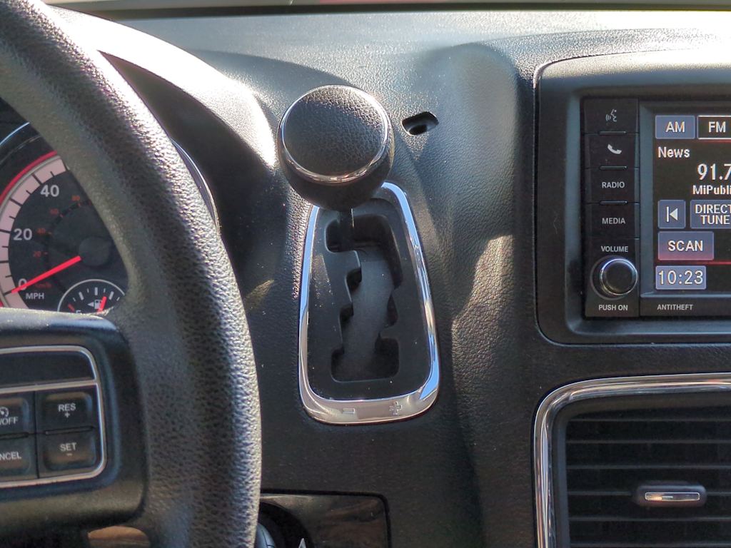 Thumbnail: 2014 Dodge Grand Caravan - 33