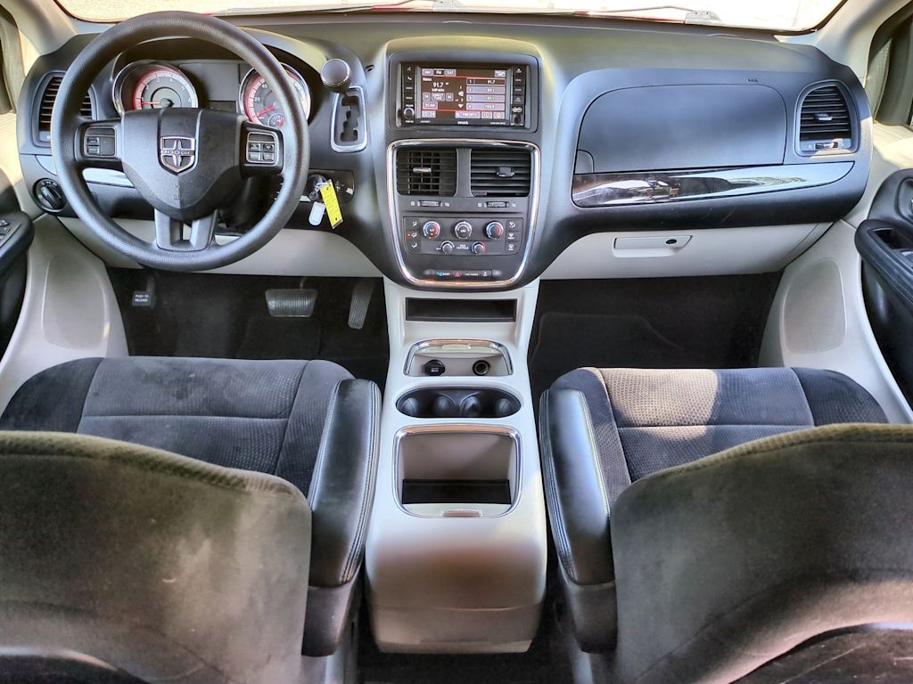 Thumbnail: 2014 Dodge Grand Caravan - 9