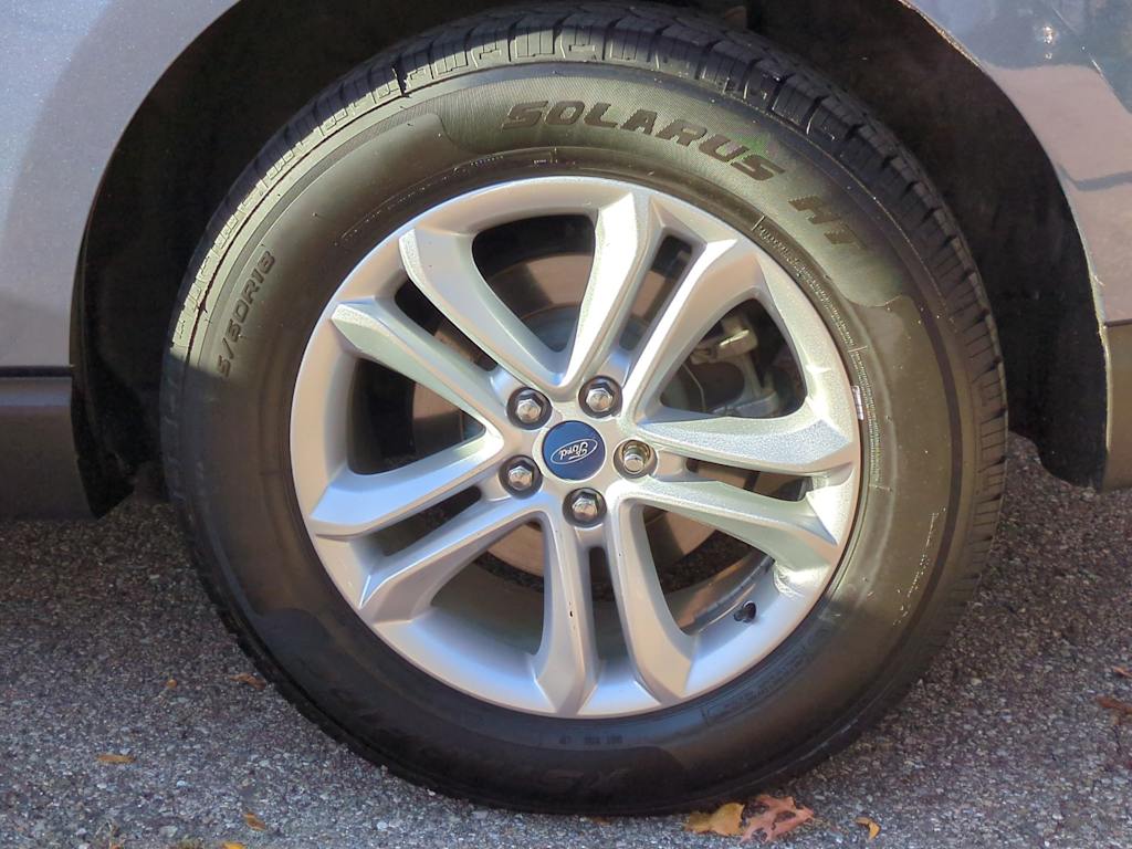 Thumbnail: 2019 Ford Edge - 8