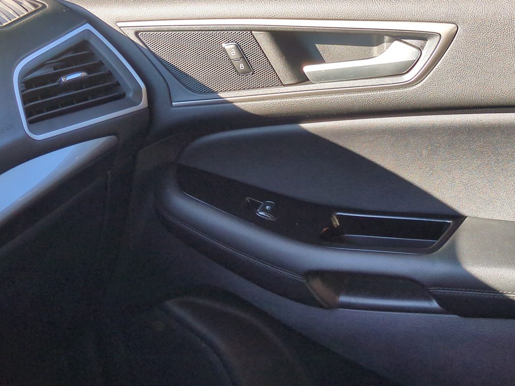 Thumbnail: 2019 Ford Edge - 36