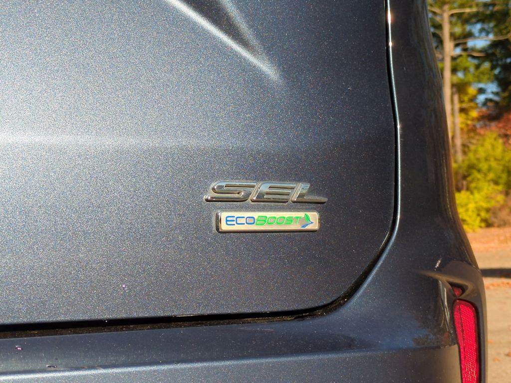 Thumbnail: 2019 Ford Edge - 38