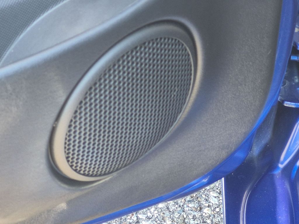 Thumbnail: 2005 Chrysler PT Cruiser - 25