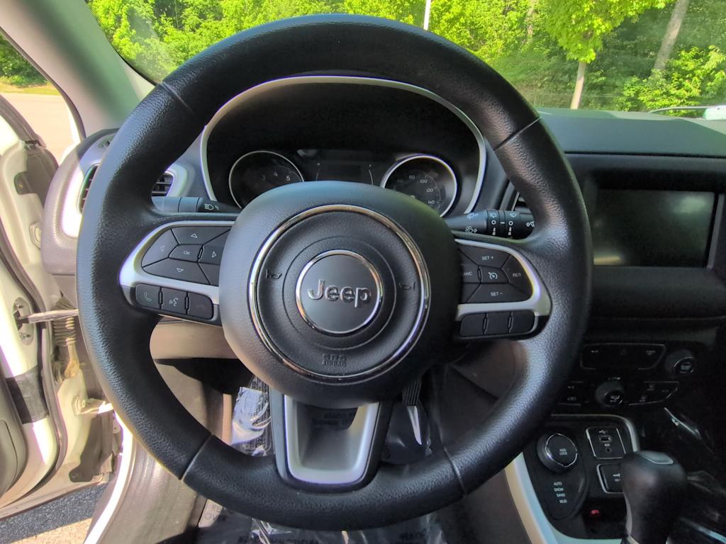 Thumbnail: 2019 Jeep Compass - 14