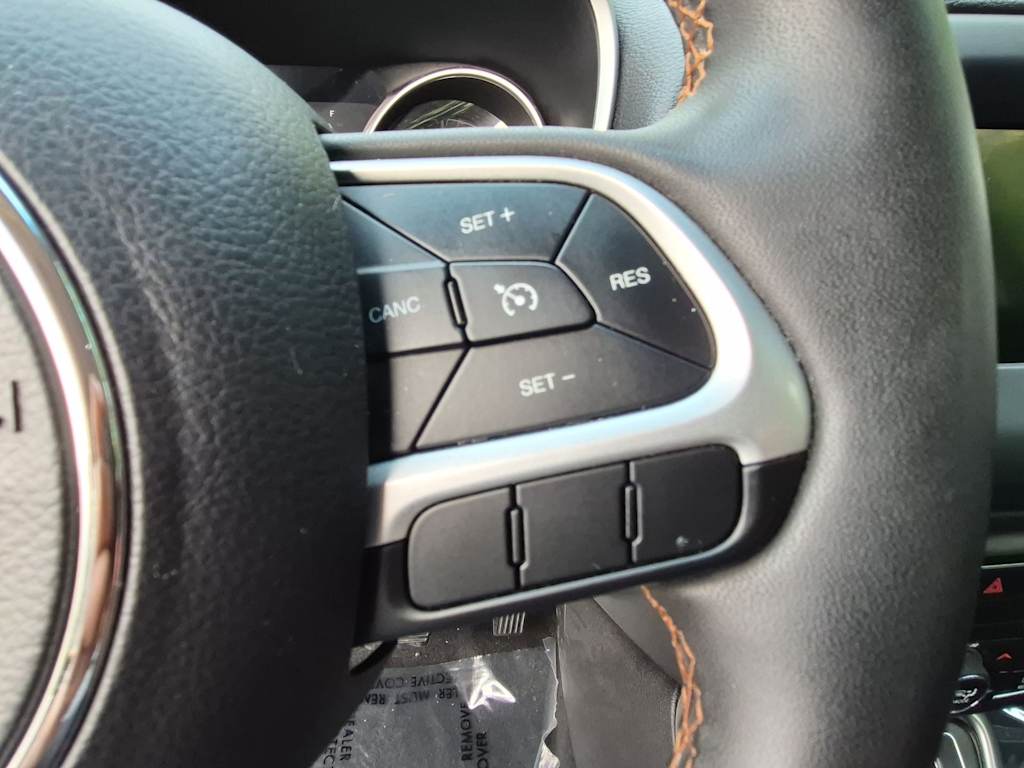 Thumbnail: 2021 Jeep Compass - 30
