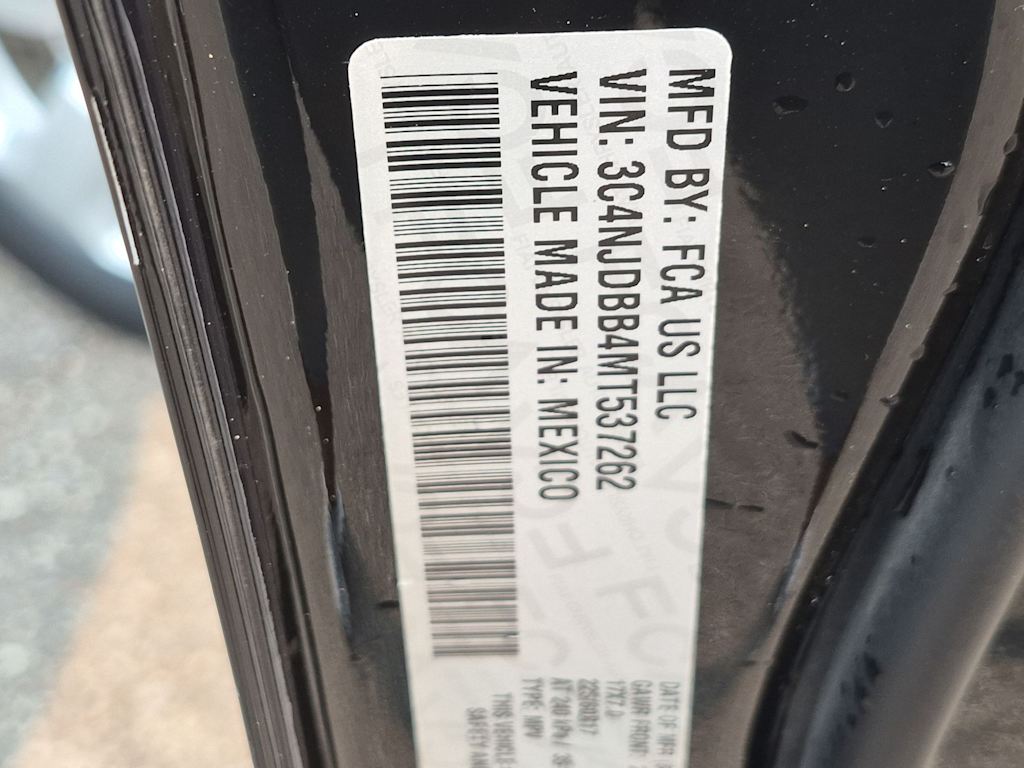 Thumbnail: 2021 Jeep Compass - 35