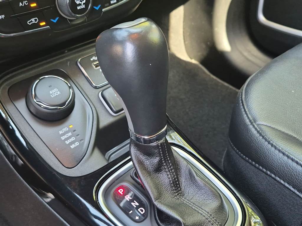 Thumbnail: 2019 Jeep Compass - 15