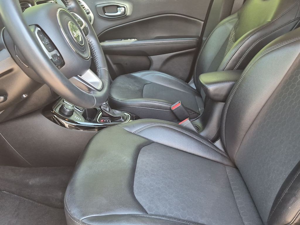 Thumbnail: 2019 Jeep Compass - 10