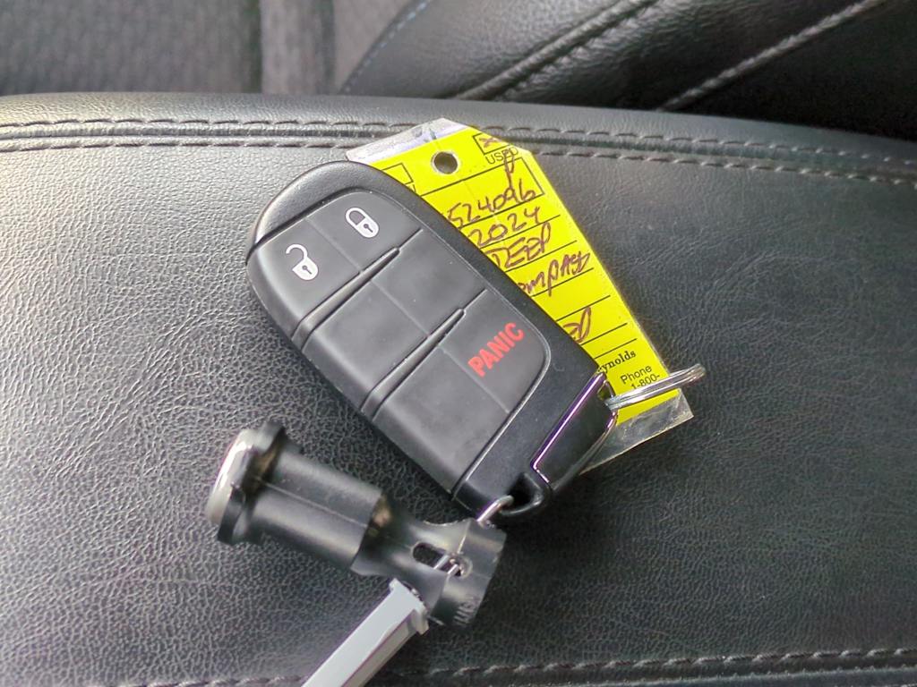 Thumbnail: 2025 Jeep Compass - 17