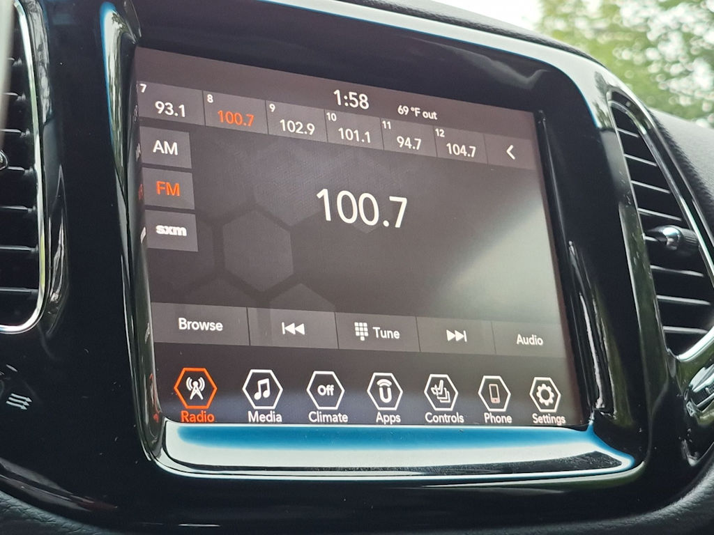 Thumbnail: 2020 Jeep Compass - 15