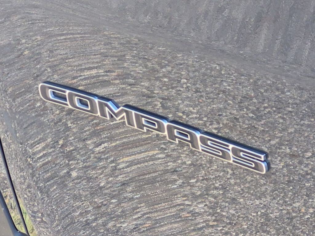 Thumbnail: 2018 Jeep Compass - 7