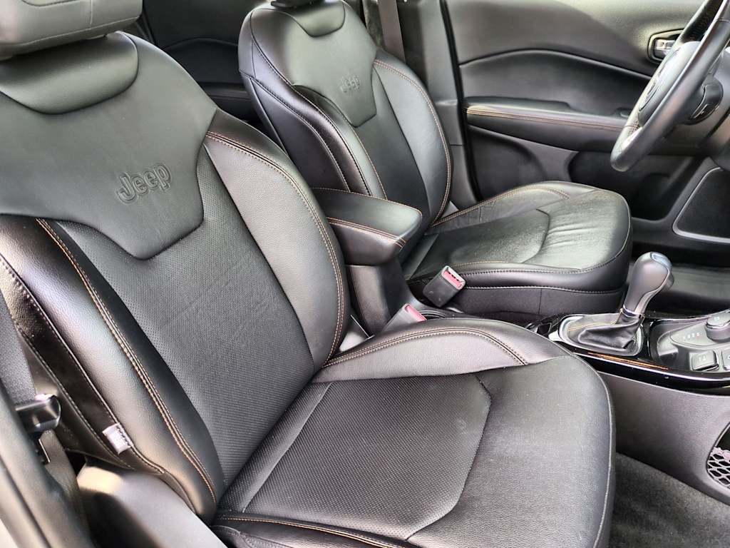 Thumbnail: 2021 Jeep Compass - 11