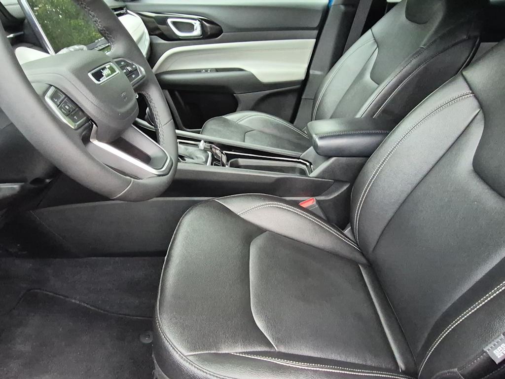 Thumbnail: 2025 Jeep Compass - 11