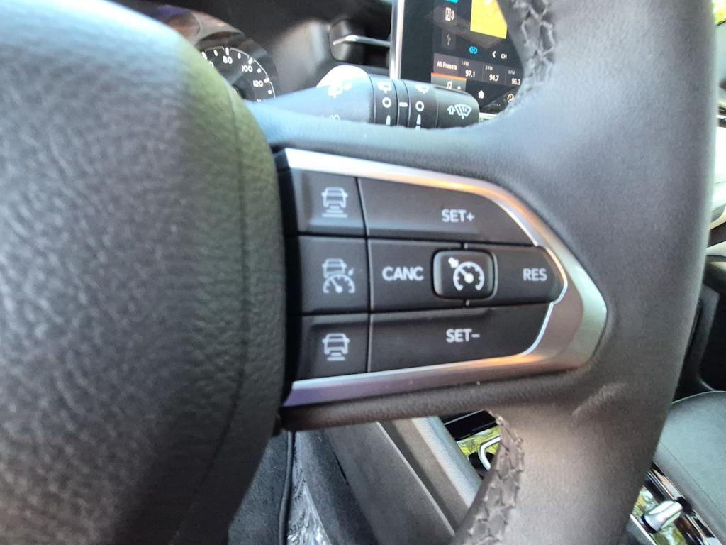 Thumbnail: 2025 Jeep Compass - 31