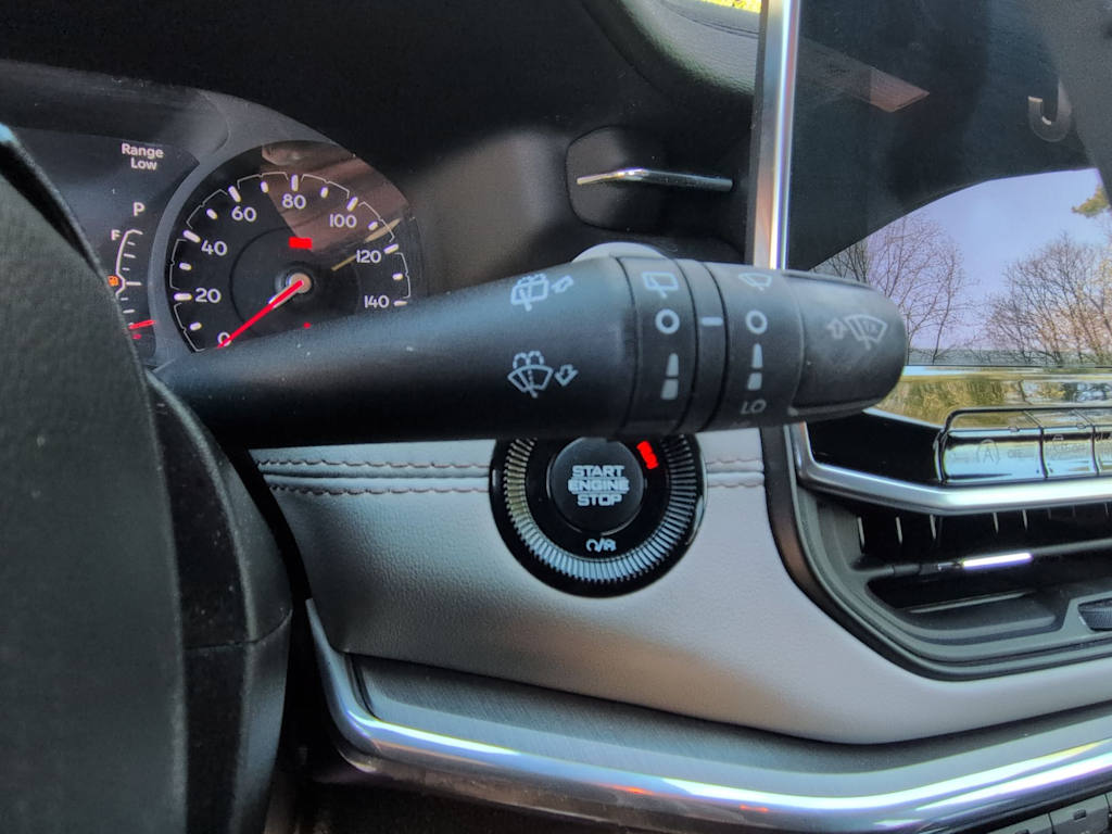 Thumbnail: 2023 Jeep Compass - 30