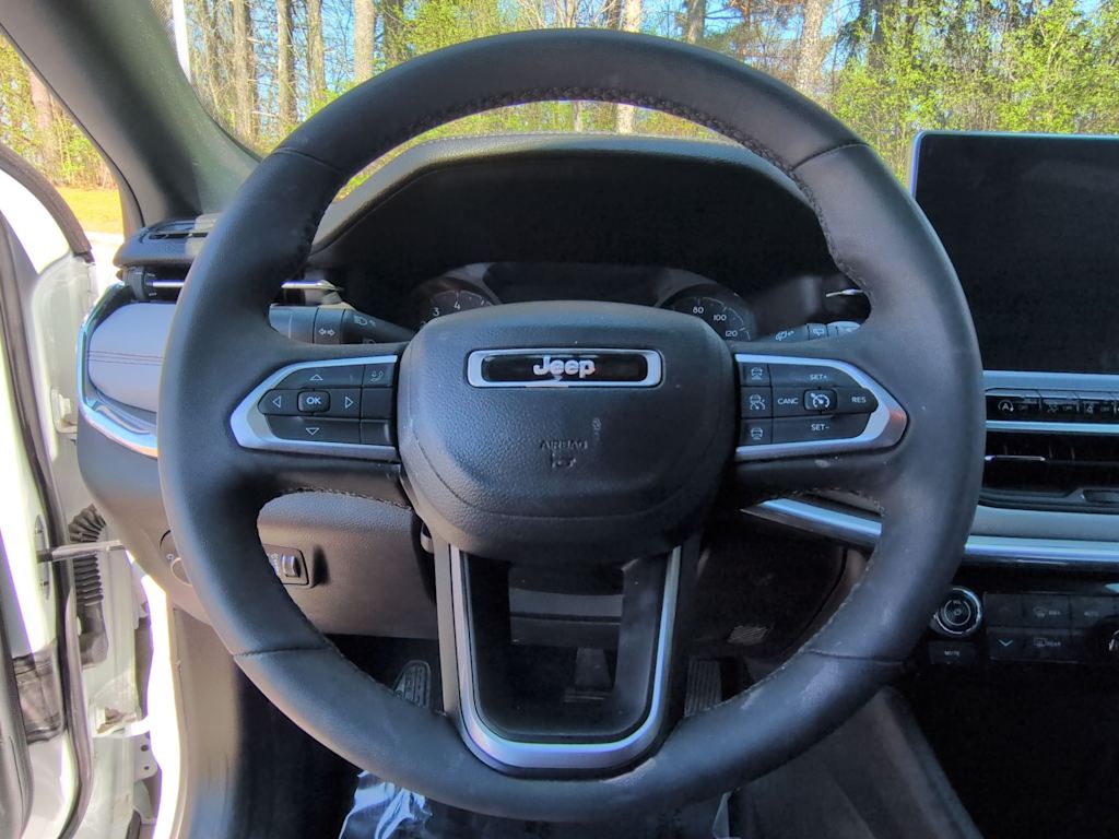 Thumbnail: 2023 Jeep Compass - 13