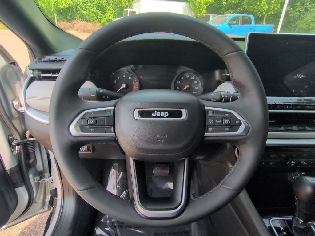 Thumbnail: 2025 Jeep Compass - 14