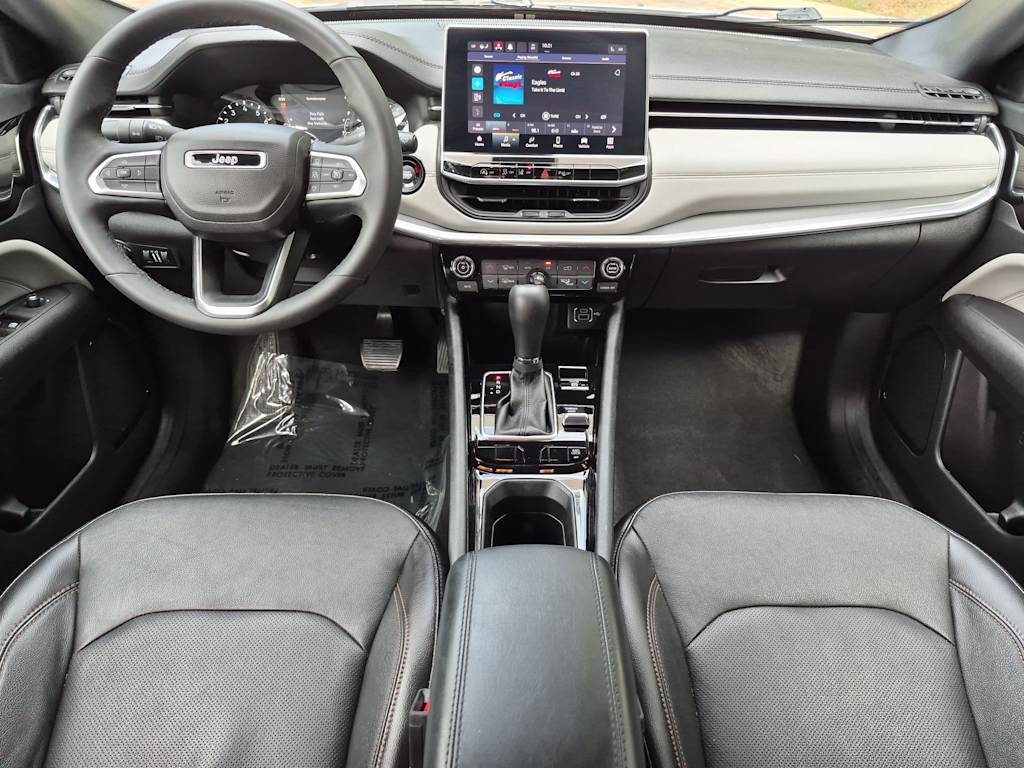 Thumbnail: 2023 Jeep Compass - 10