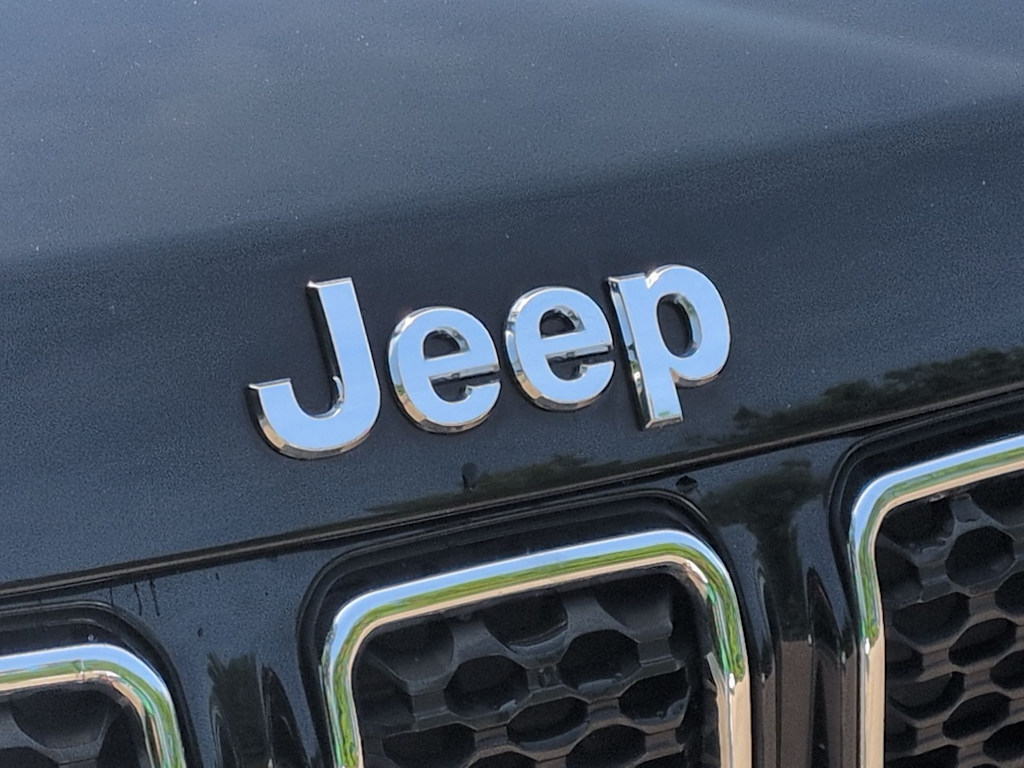 Thumbnail: 2023 Jeep Compass - 24