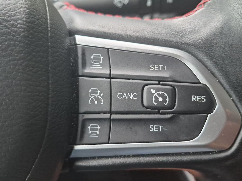 Thumbnail: 2022 Jeep Compass - 30