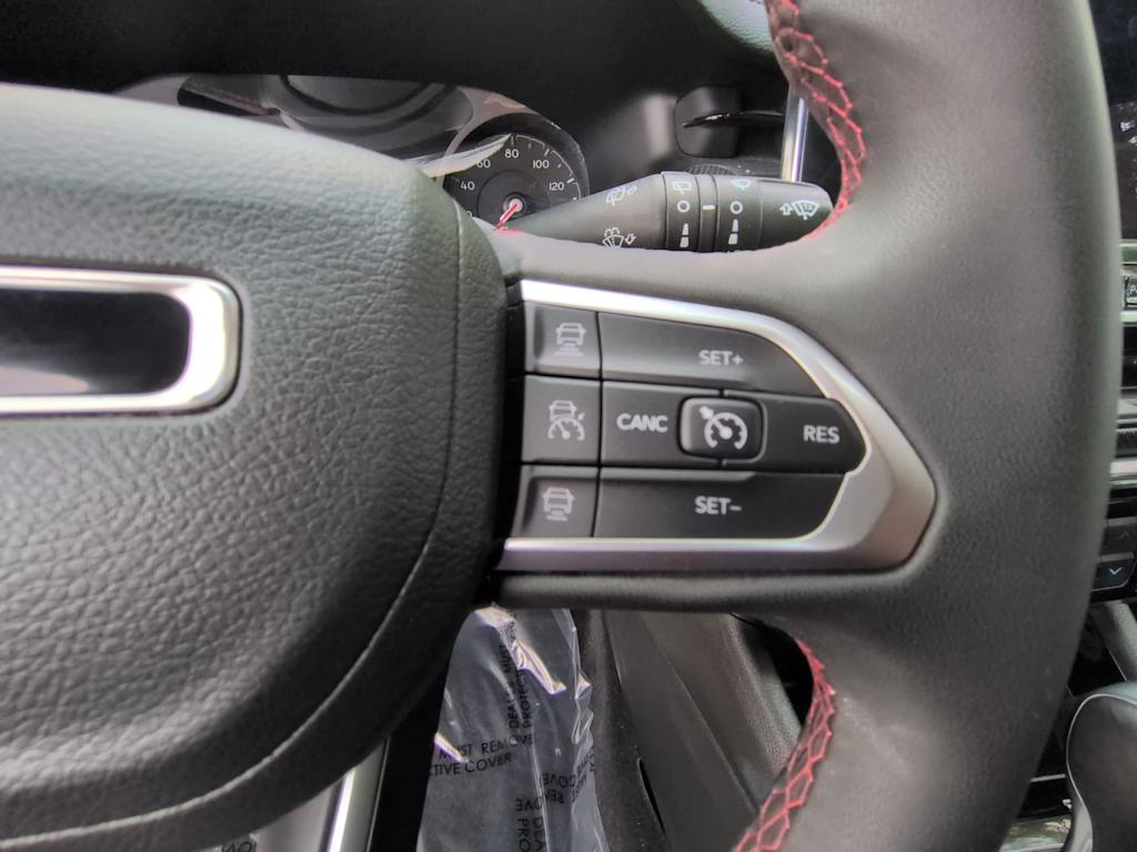 Thumbnail: 2025 Jeep Compass - 30