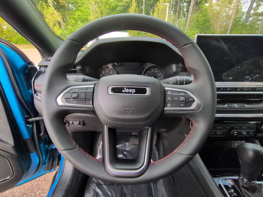 Thumbnail: 2025 Jeep Compass - 14