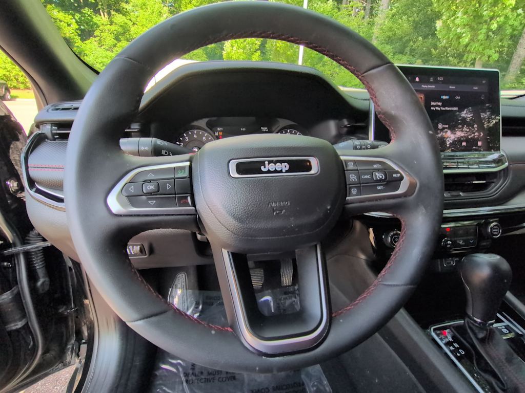 Thumbnail: 2023 Jeep Compass - 12