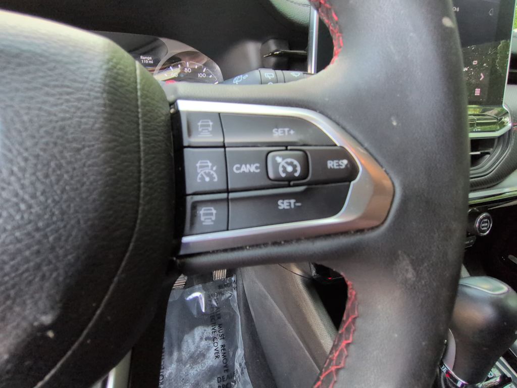Thumbnail: 2023 Jeep Compass - 30