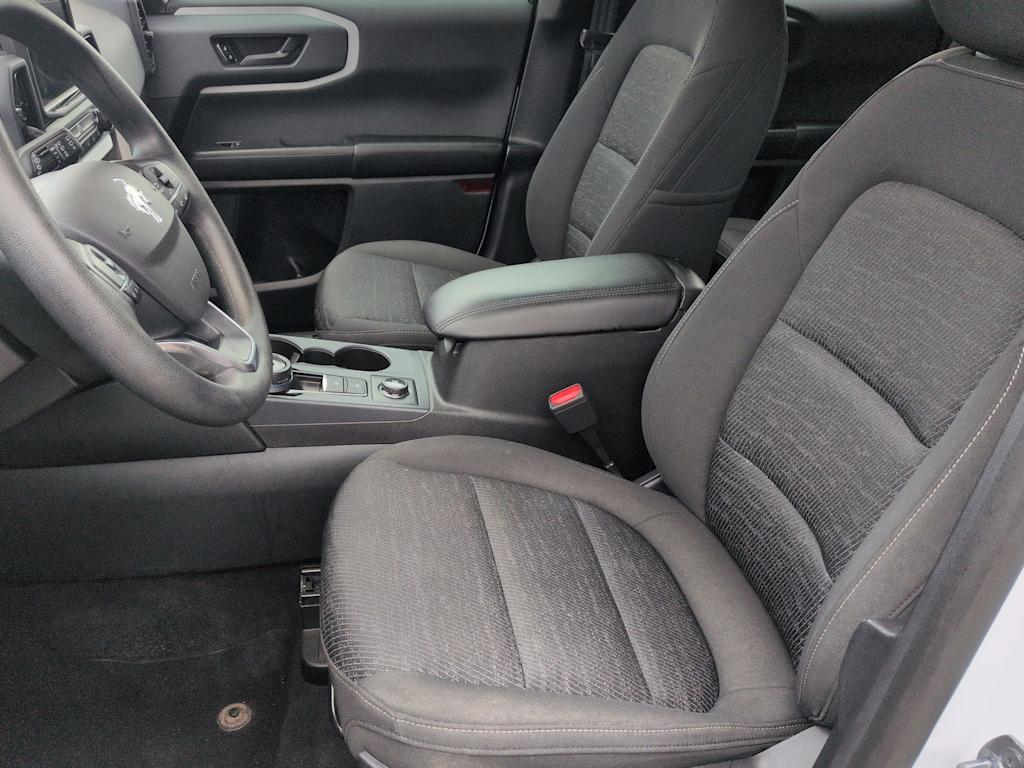 Thumbnail: 2022 Ford Bronco Sport - 10