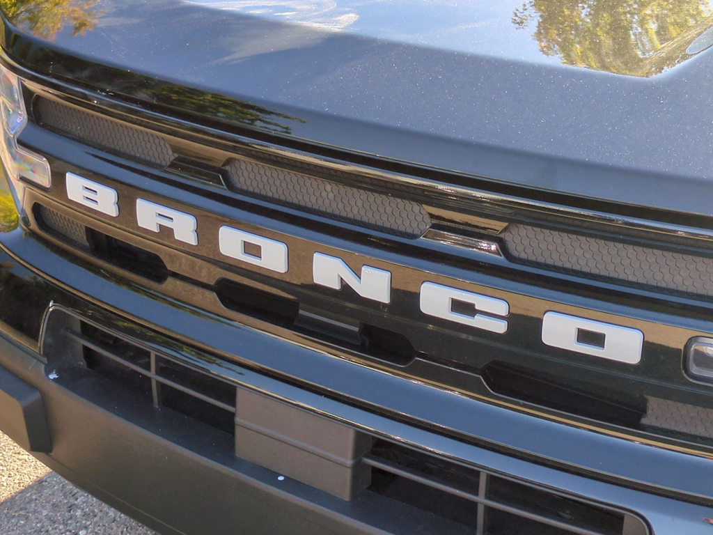 Thumbnail: 2023 Ford Bronco Sport - 6