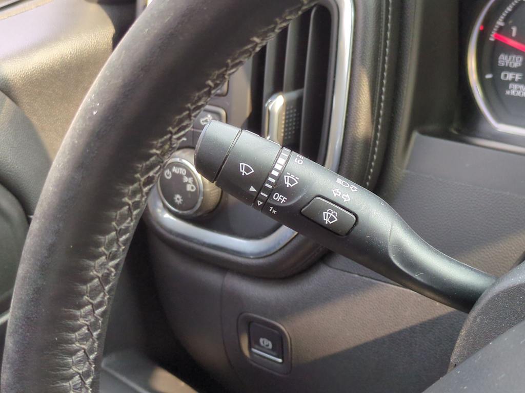 Thumbnail: 2020 Chevrolet Silverado 1500 - 31