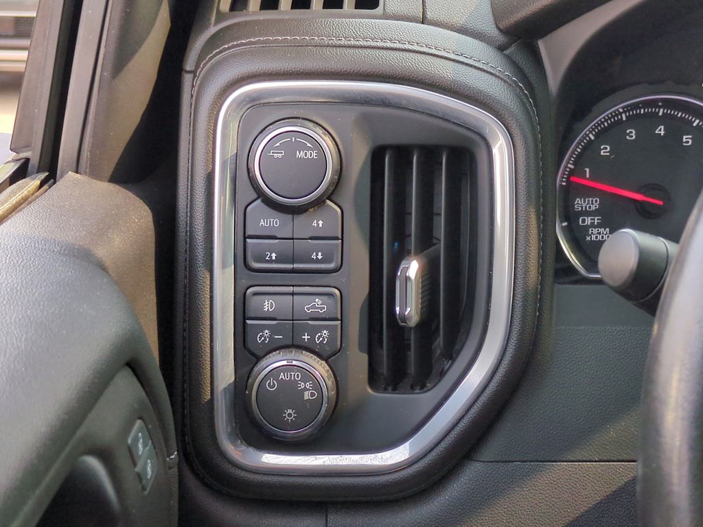 Thumbnail: 2020 Chevrolet Silverado 1500 - 32